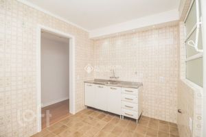 Image 5 - 918449