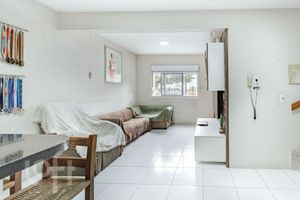 Image 3 - 918453