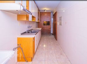 Image 10 - 918457