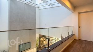 Image 19 - 918458