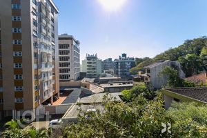 Image 7 - 918459