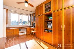 Image 8 - 918459