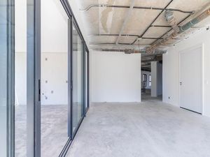 Image 21 - 918465