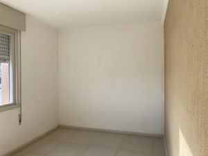 Image 8 - 918473