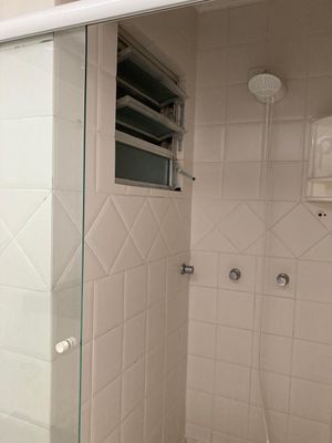 Image 11 - 918473