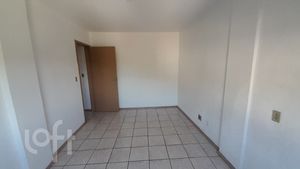 Image 11 - 918492