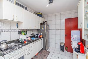 Image 23 - 918493