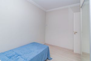 Image 13 - 918501