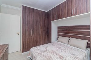 Image 18 - 918501
