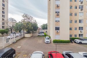 Image 9 - 918501