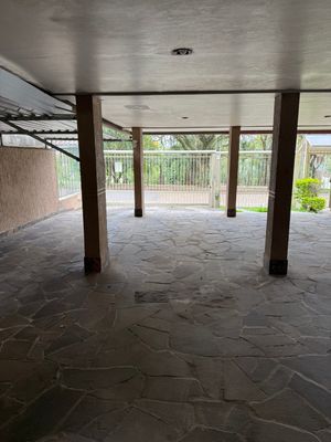 Image 18 - 918501