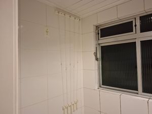 Image 15 - 918501