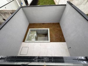Image 8 - 918506