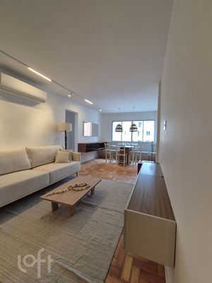 Image 21 - 918524