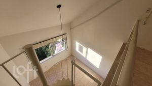 Image 3 - 918528