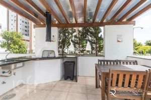 Image 15 - 918534