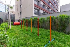 Image 10 - 918540