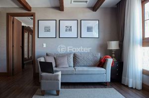 Image 4 - 918547