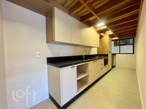 Image 42 - 918550