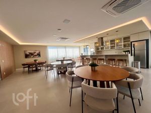 Image 13 - 918550