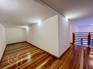 Image 41 - 918550
