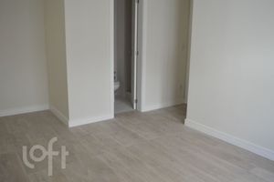Image 3 - 918553