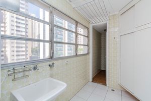 Image 33 - 918583