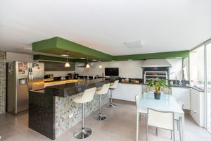 Image 13 - 918586