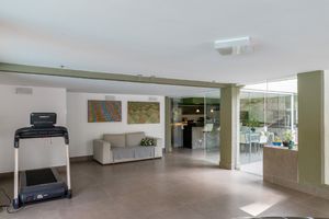 Image 34 - 918586
