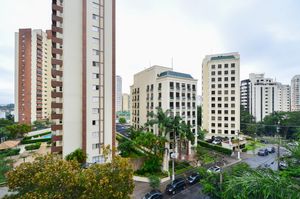 Image 15 - 918592