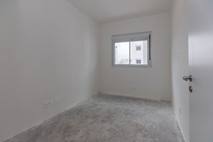 Image 18 - 918603