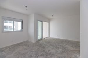 Image 6 - 918603