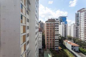 Image 28 - 918608
