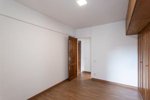 Image 31 - 918608