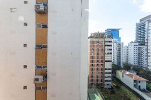 Image 35 - 918608