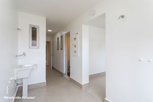 Image 18 - 918610