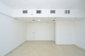 Image 4 - 918614