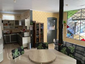 Image 9 - 918617