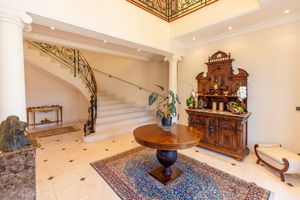 Image 13 - 918622