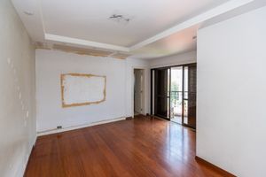 Image 15 - 918628