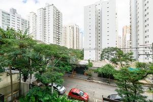 Image 12 - 918632