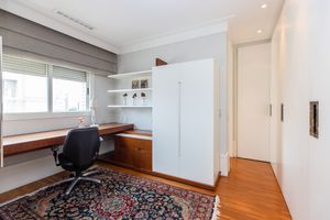 Image 26 - 918637