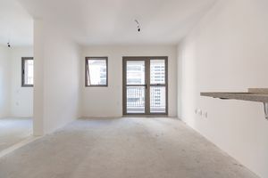 Image 4 - 918641