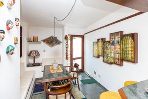 Image 33 - 918643