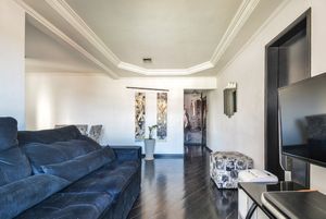 Image 4 - 918644