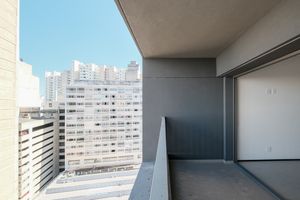 Image 11 - 918650