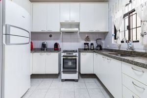 Image 15 - 918654