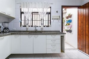 Image 16 - 918654