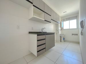 Image 4 - 918663