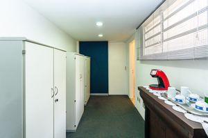 Image 22 - 918667